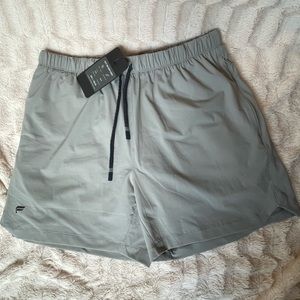 Mens Fabletics THE 5” ONE SHORT (LINED)-size large